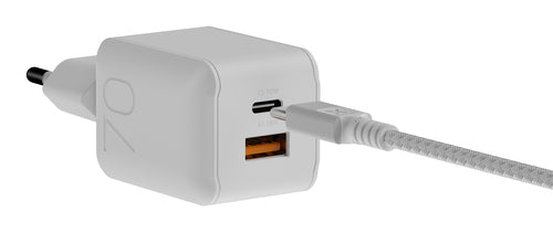 Xtorm XECNG700 mobile device charger