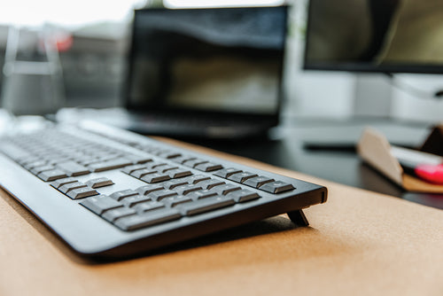 Wireless Full-Size Keyboard CHERRY KW 3000 QWERTY Black