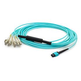 AddOn Networks 10m, 2 x MPO - 4 LC InfiniBand/fibre optic cable