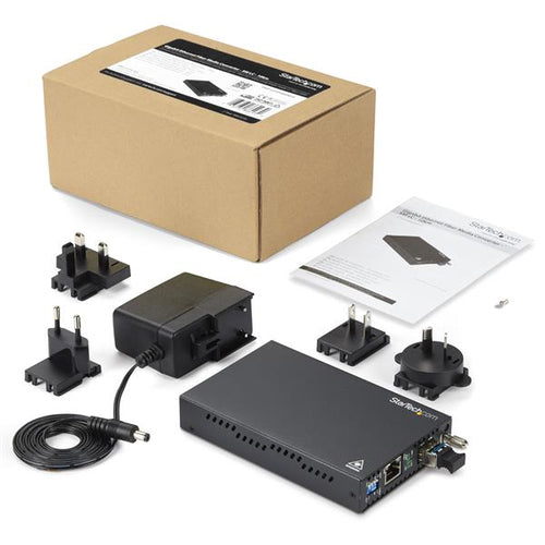 StarTech.com ET91000SM10 network media converter