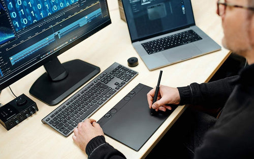 Wacom Intuos Pro Small graphic tablet
