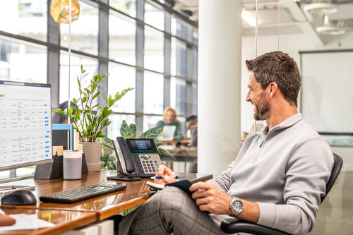 HP Poly Edge E550 and PoE-enabled IP phone
