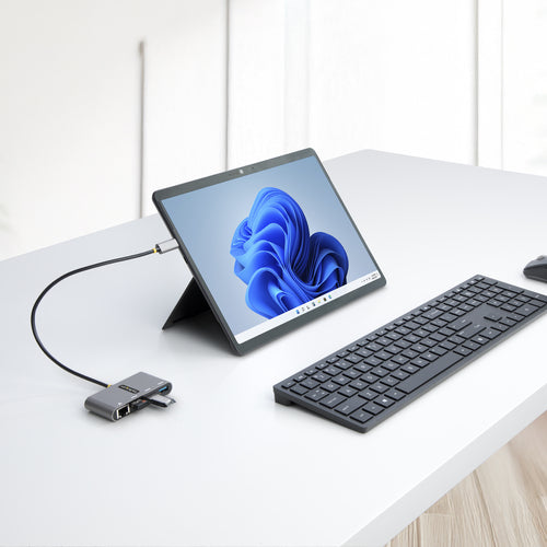 StarTech.com HB30C3A1GEA2 laptop dock/port replicator