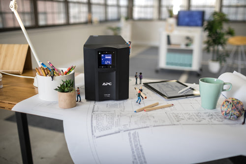 APC SMC1500IC uninterruptible power supply (UPS)