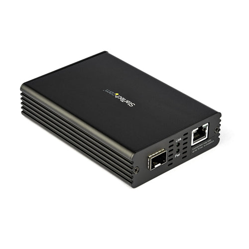 StarTech.com MCM10GSFP network media converter