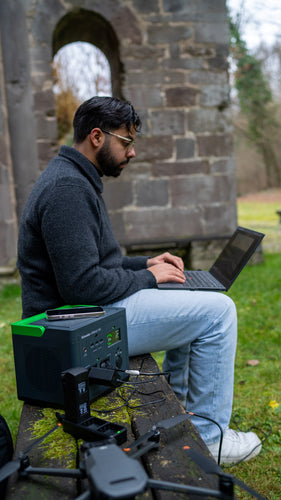 APC PPS730-GR portable power station