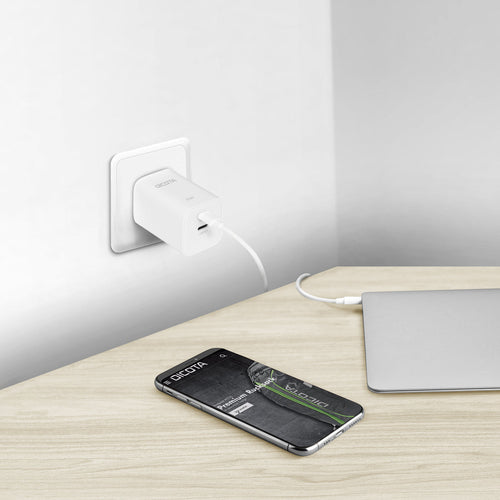 DICOTA D32184 mobile device charger