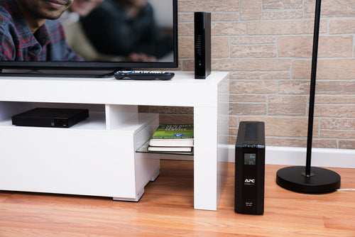 APC BR900MI uninterruptible power supply (UPS)