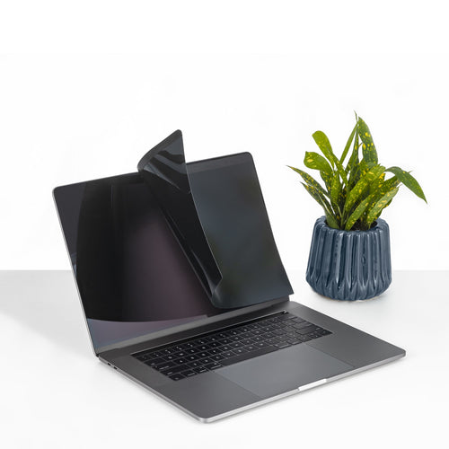 Privacy Screen Filter StarTech 15 Inch Magnetic Blue Light Reduction for MacBook Pro Air