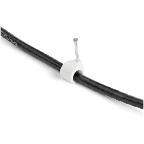 Cable Clips StarTech.com CBMNMCC4 100 Pack Extra Large Reusable Nail-in Clamps