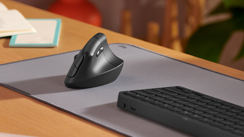 Logitech 910-006479 mouse