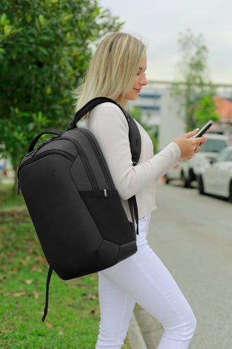 DELL Pro EcoLoop 15.6 Inch Backpack Lightweight Durable Design