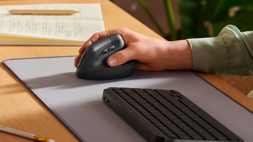 Logitech 910-006466 mouse