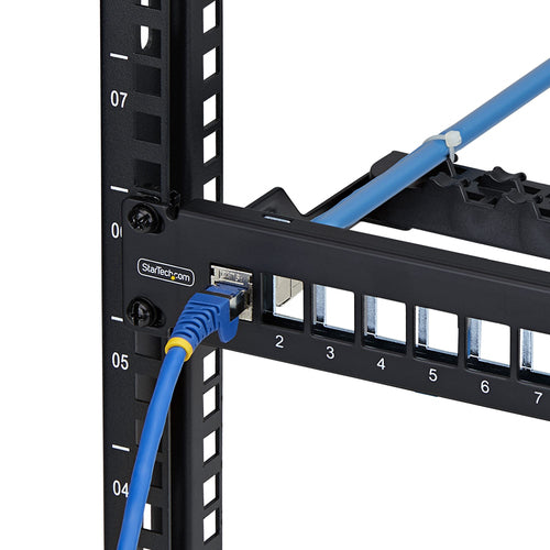 StarTech.com C6PANELSTP241U patch panel