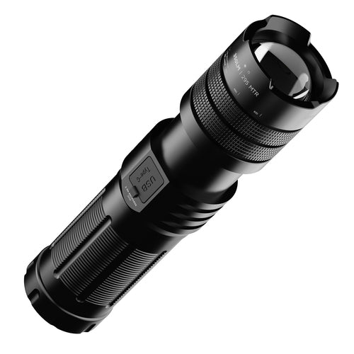 Xtorm XRF101 flashlight